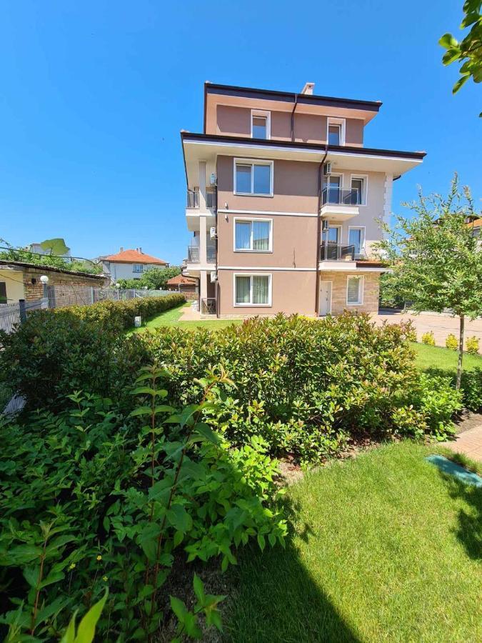Villa Yanevi Равда Екстер'єр фото